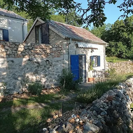 بيت للعطل Tiny House Hreljin